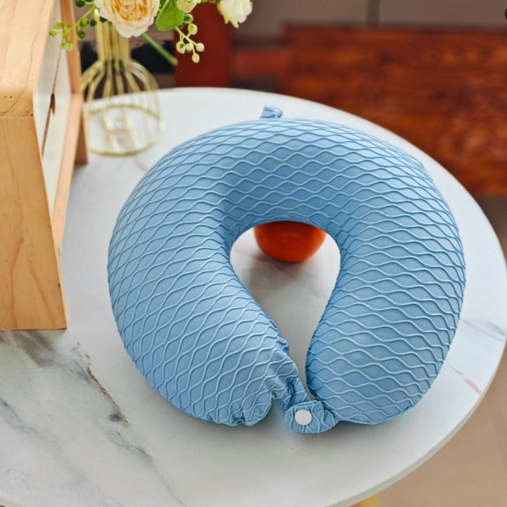 Unisex Neck Support with Ergonomic Shape Bowlift