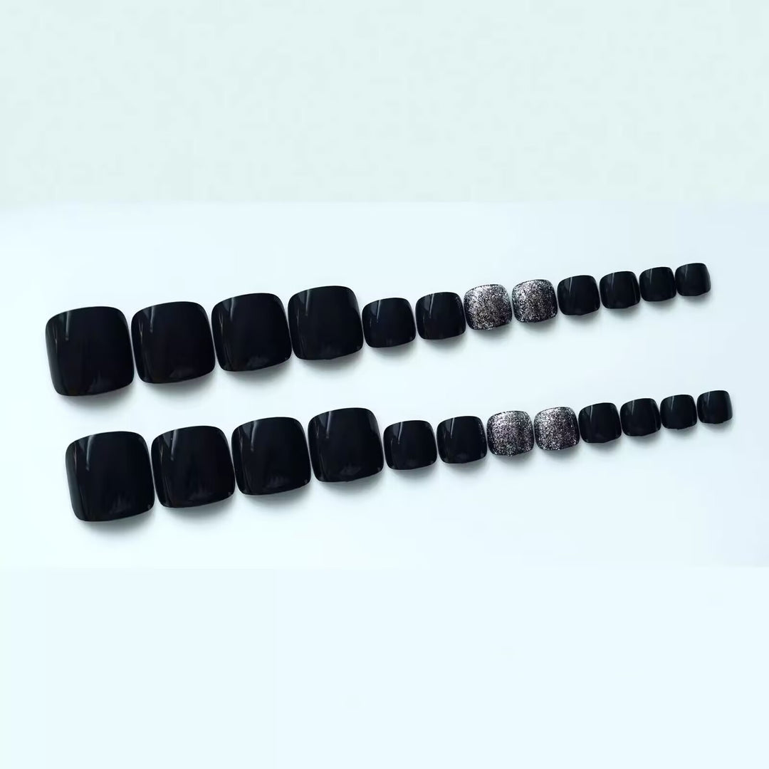Stylish Glittered Pedicure Nail Art Bowlift
