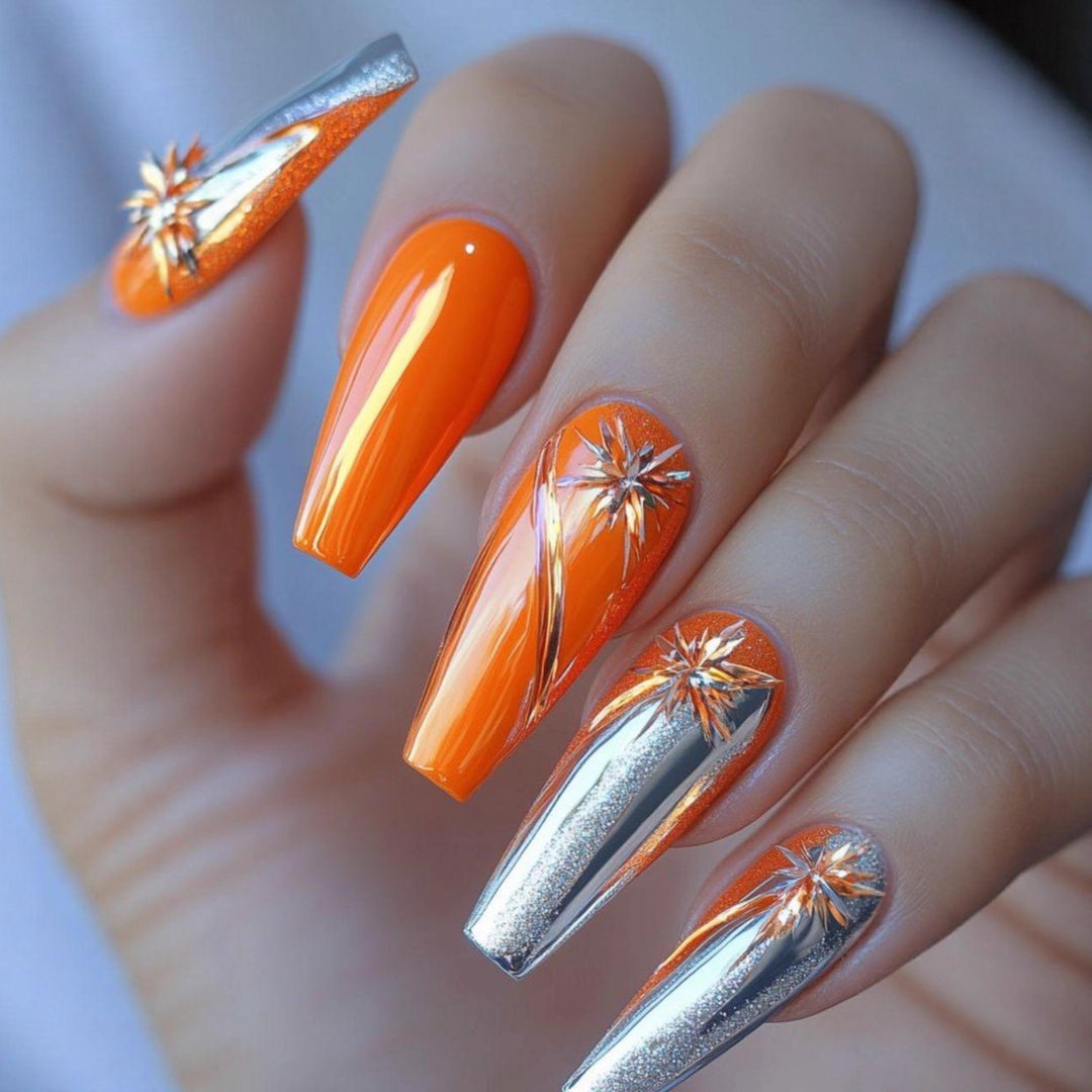 Artificial nails with glamorous metallic and floral accents Bowlift