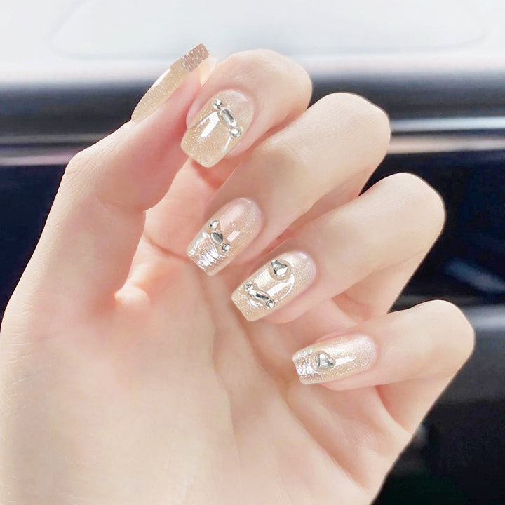 Glamorous Nail Design Set Bowlift