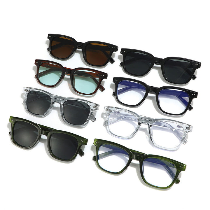 Retro-Inspired Statement Eyewear Bowlift