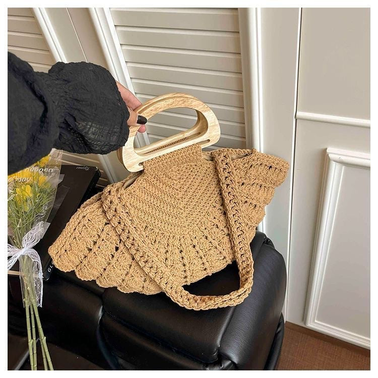 Handbag with Unique Wooden Handle Design Bowlift