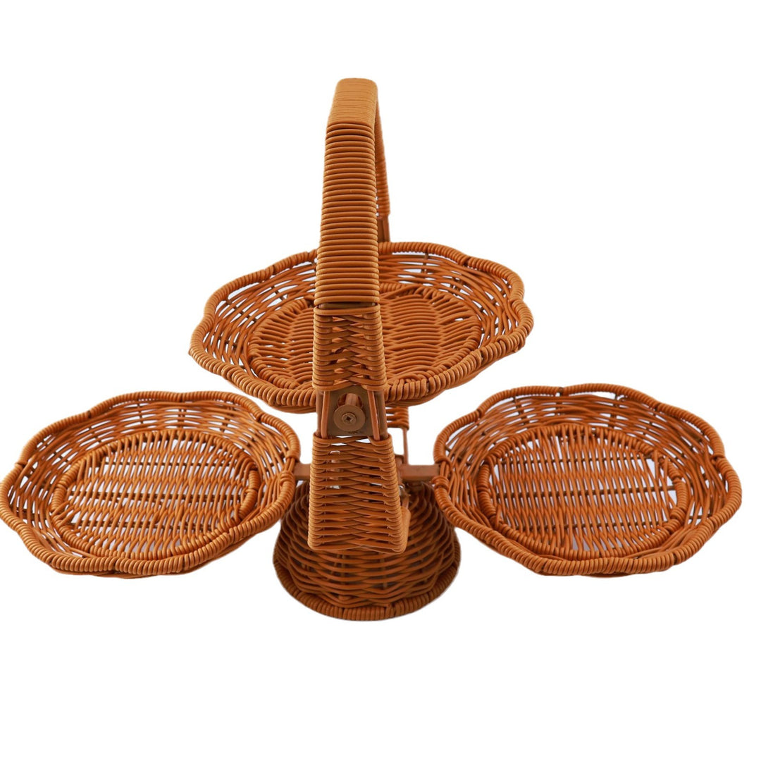 With an elegant three-tier fruit bowl Bowlift