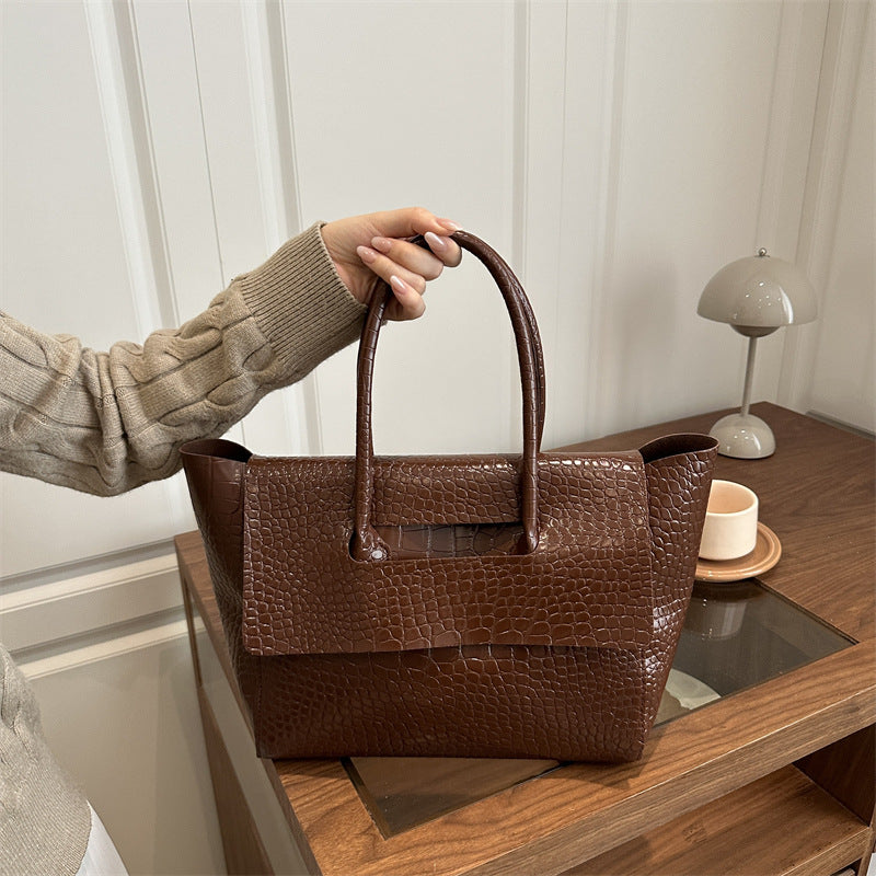 WoCrocodile Textured Structured Handbag Bowlift