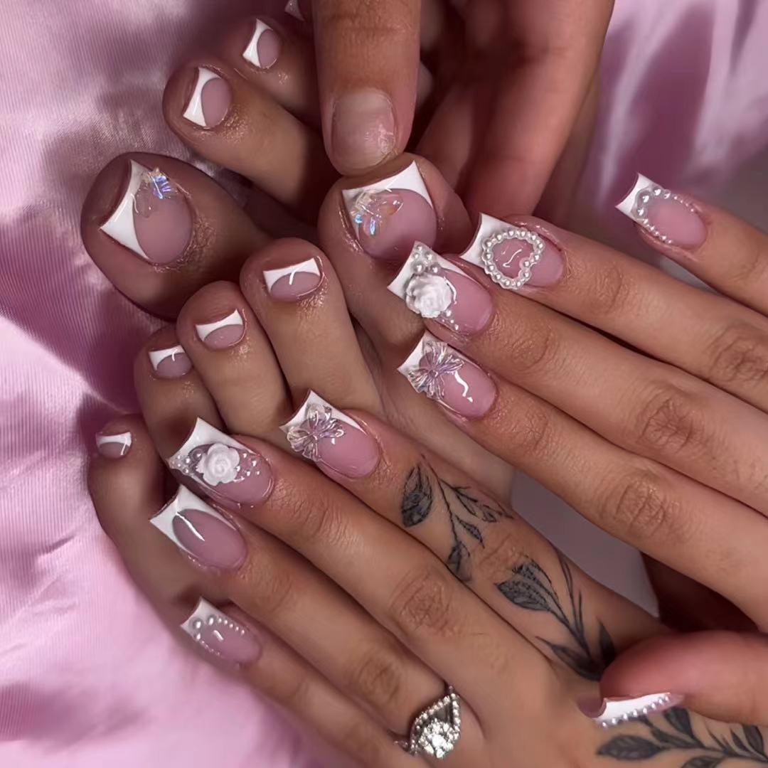 Elegant Decorative Press-On Nail Extensions Bowlift