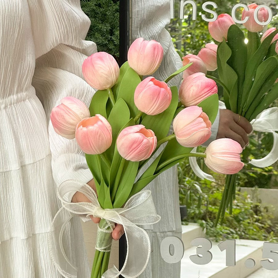 Decorative Faux Tulip Bouquet