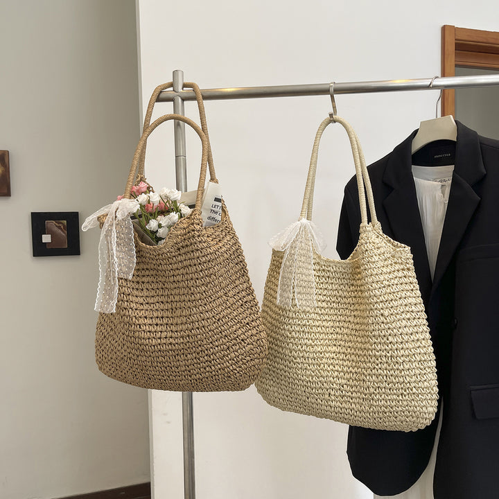 Stylish Handbag Made Of Braided Material Bowlift