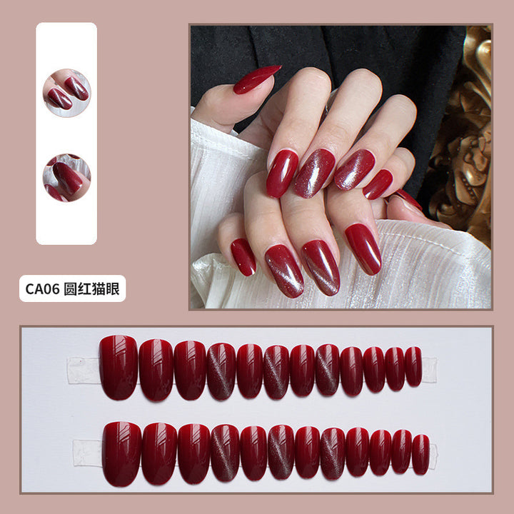 Glamorous artificial fingernails with shine and glitter effect Bowlift