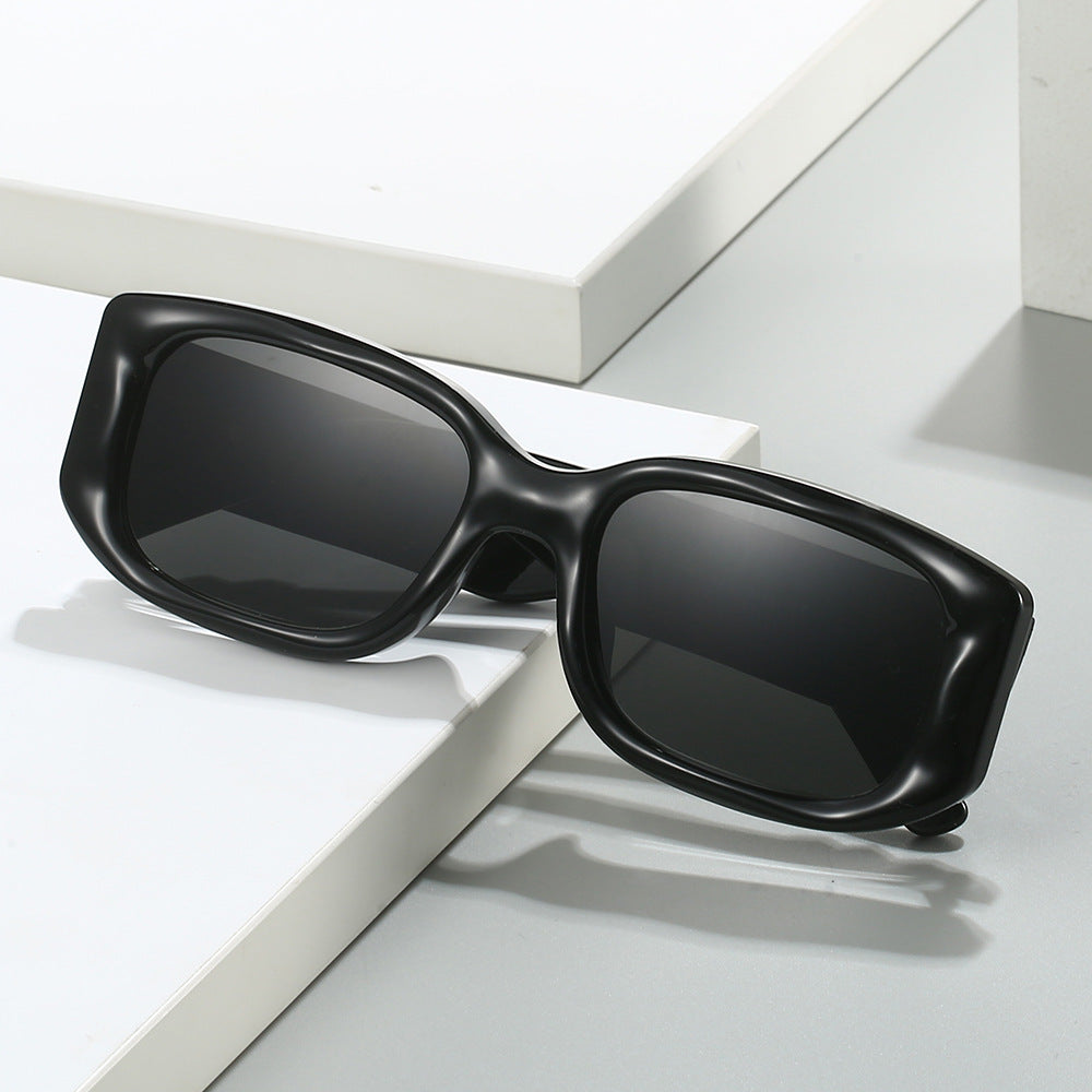 Vintage Oversized Sunglasses Bowlift