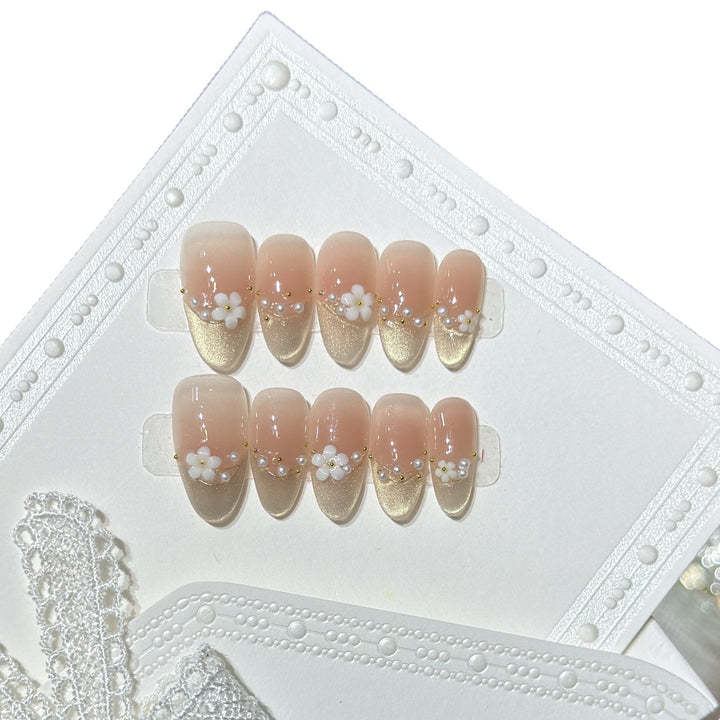 Decorative Press-On Nail Art Set with Floral Accents Bowlift