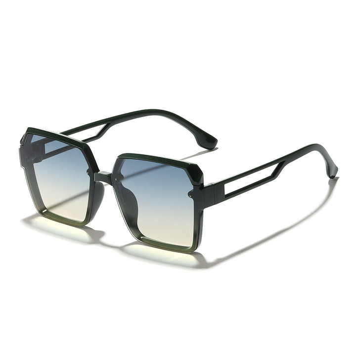 Women's oversized sunglasses with trendy, transparent design Bowlift