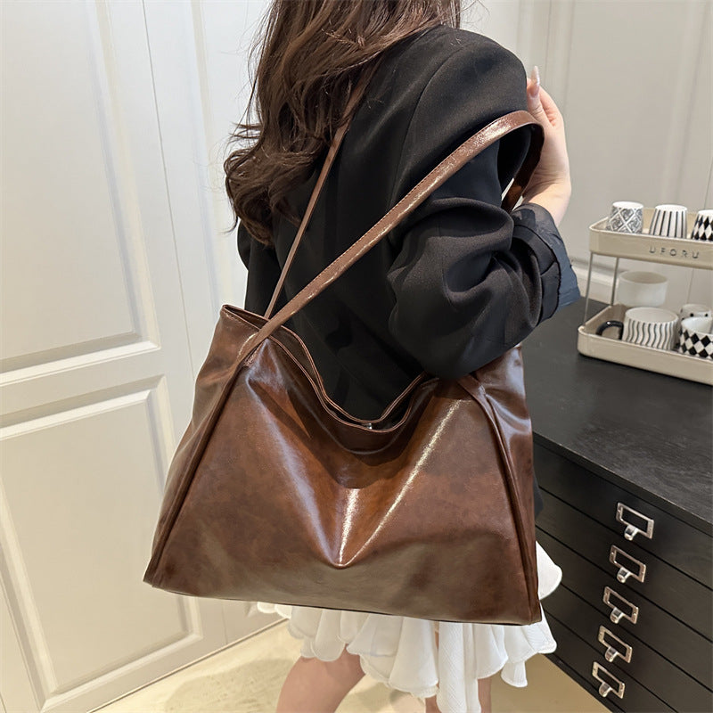 Versatile Slouchy Tote Bag Bowlift