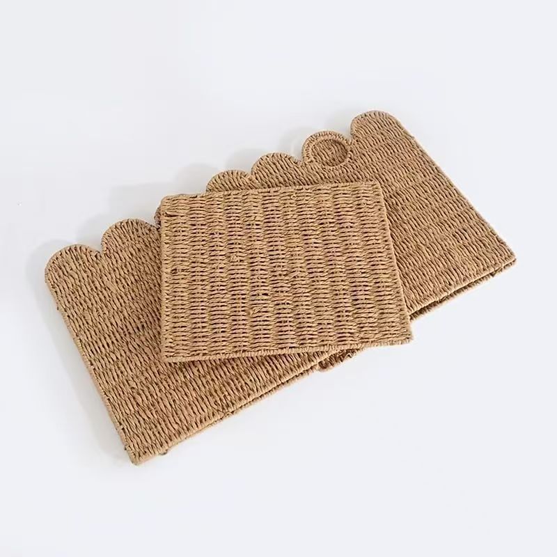 Decorative storage basket made of natural material Bowlift