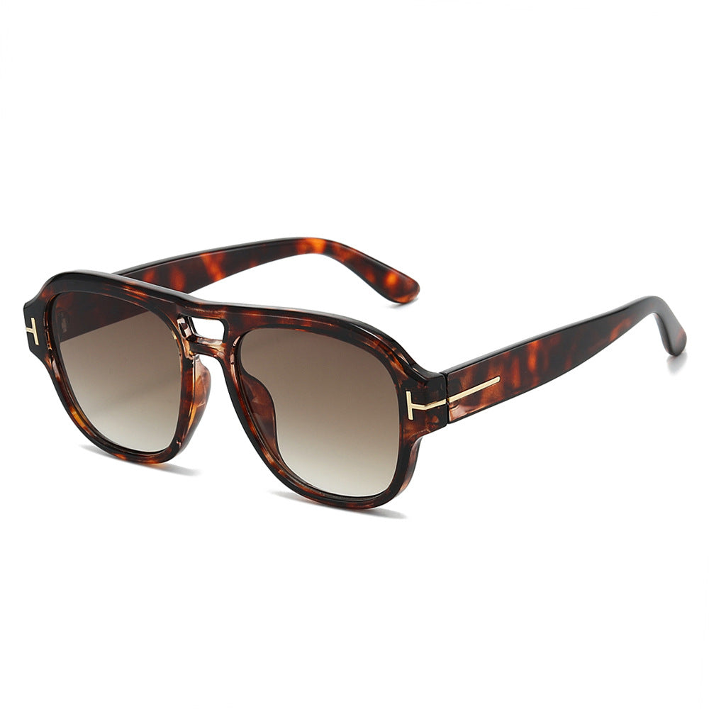Fashion-Forward Square Frame Sunglasses Bowlift