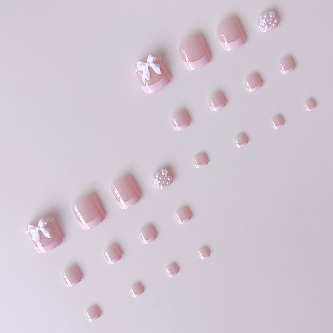 Nail art set with cute 3D bows and pearl embellishments Bowlift