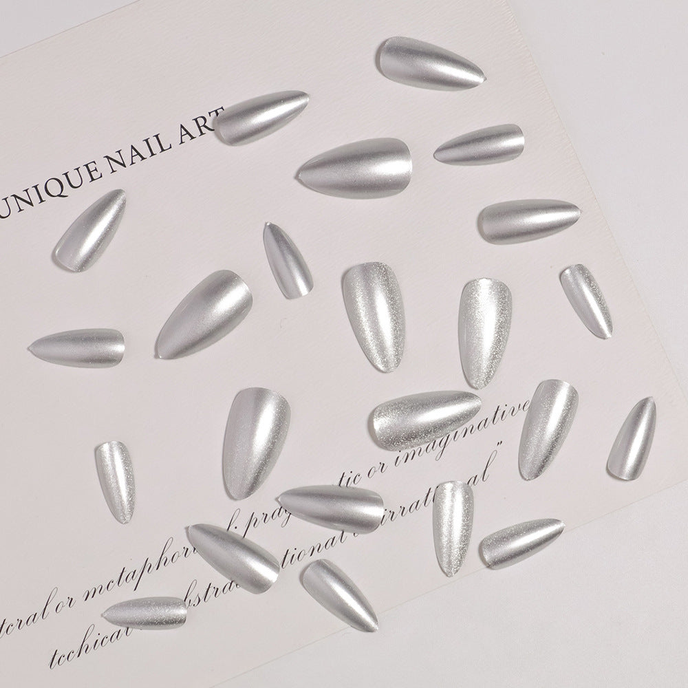 Glittery Stiletto Press-On Nails Bowlift