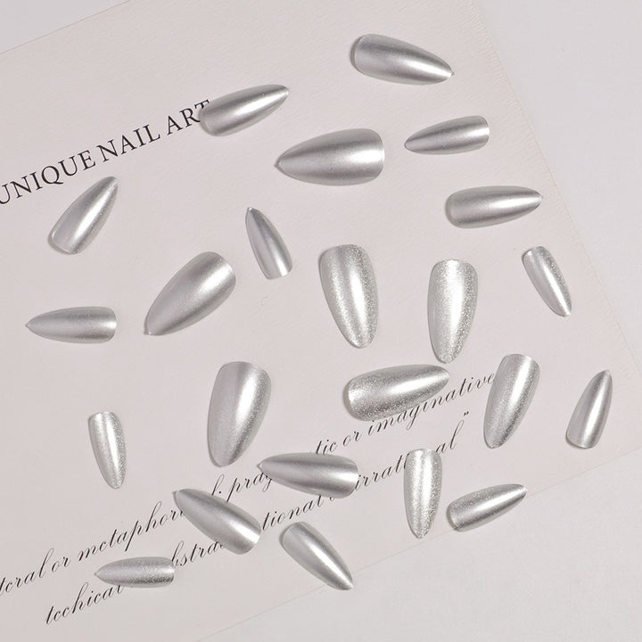 Glittery Stiletto Press-On Nails Bowlift