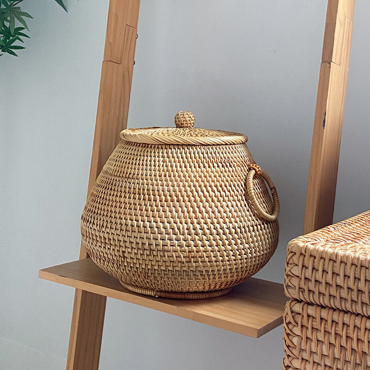 Handwoven basket Bowlift