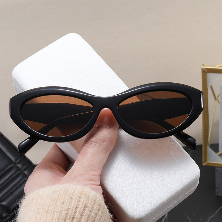 Women's fashionable Cat-Eye sunglasses with UV protection Bowlift