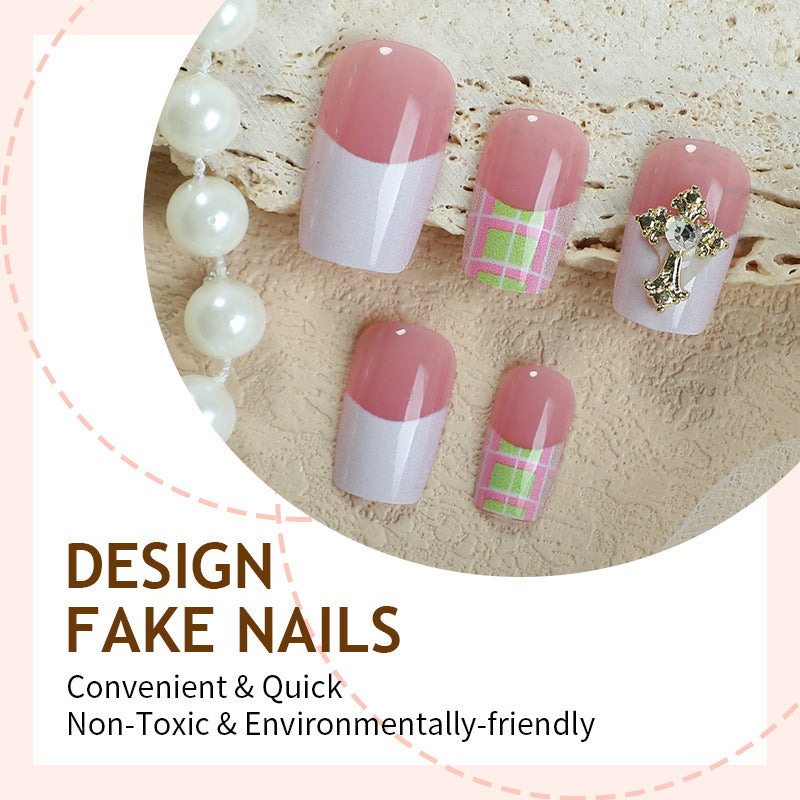 Artificial nails with elegant decorations Bowlift