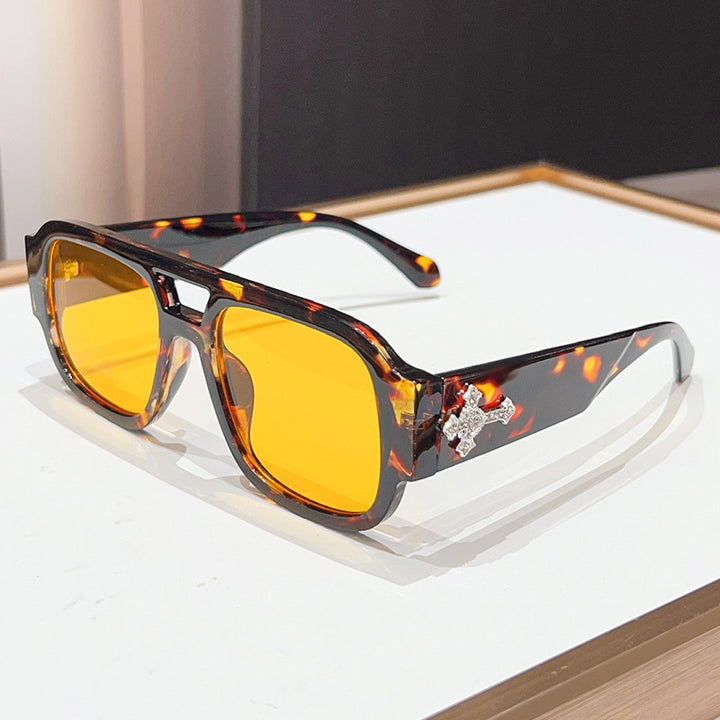 Statement Geometric Shield Sunglasses with Decorative Accent Bowlift