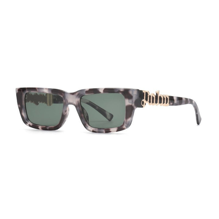 Ladies fashionable sunglasses with striking design Bowlift