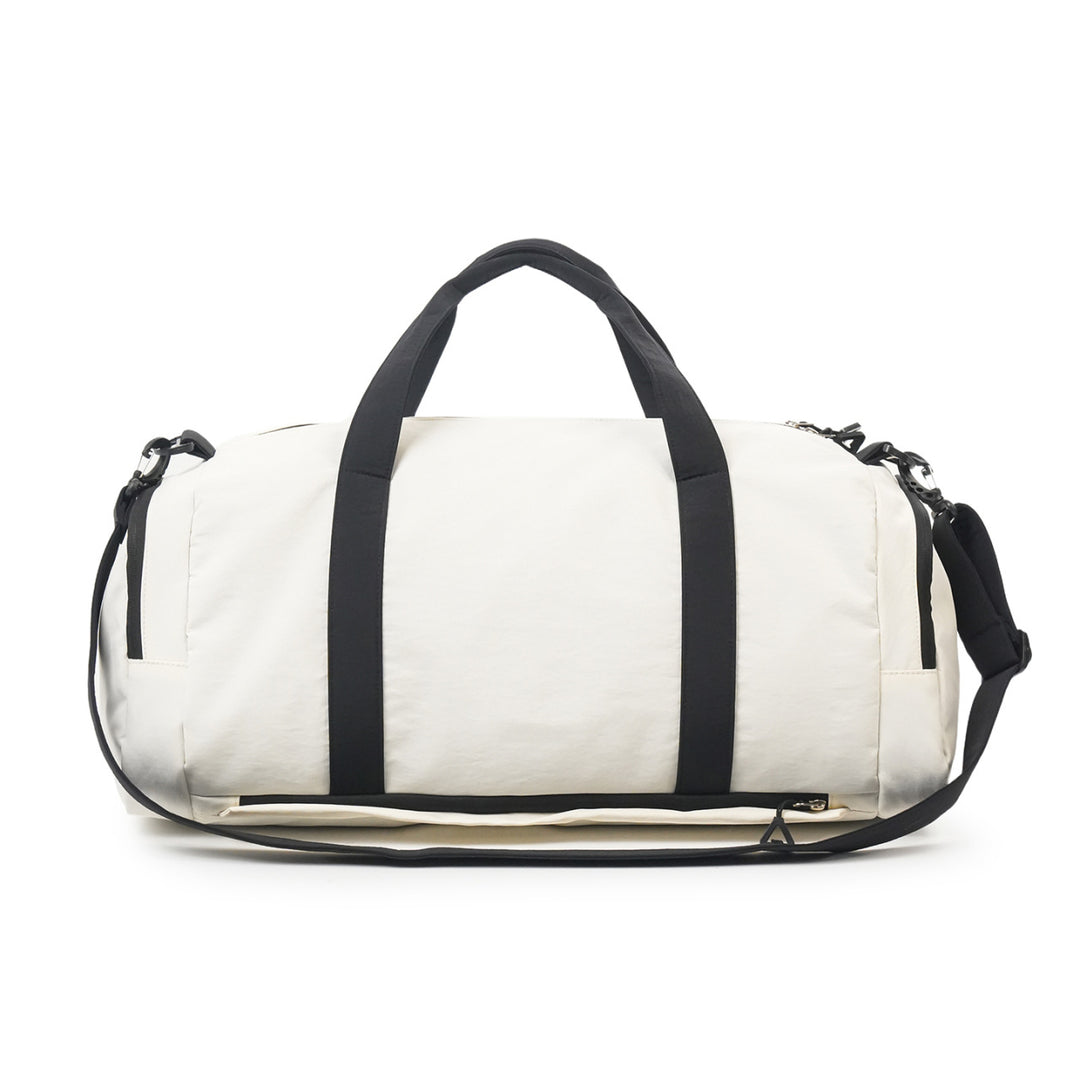 Sporty Travel Bag With Sturdy Shoulder Strap Bowlift