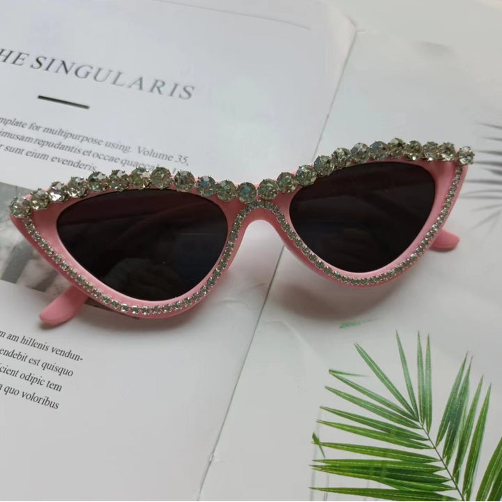 Cat-Eye Sunglasses Bowlift