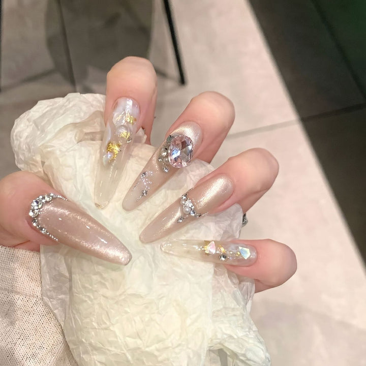 Decorative Stiletto Press-On Nail Art Set with Gemstone Accents Bowlift