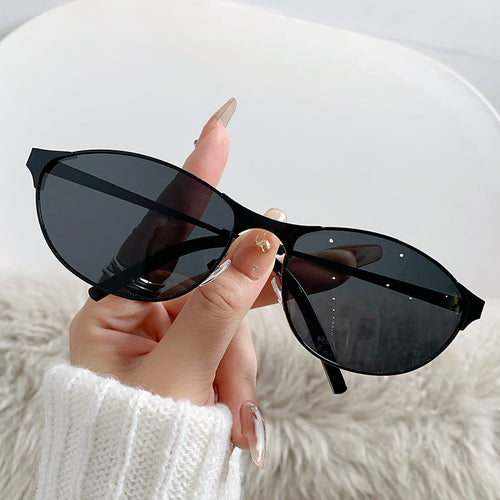 Stylish Vintage-Inspired Eyewear