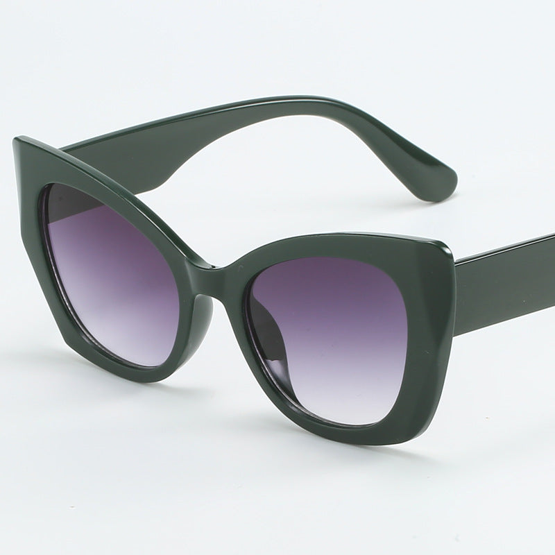 Ladies Fashion Cat-Eye Sunglasses with Elegant Design Bowlift