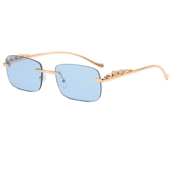 Women Designer Sunglasses with Fine Metal Frame and Luxurious Details Bowlift