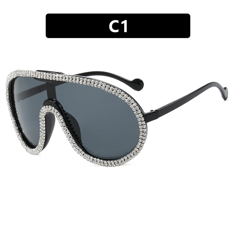 Women's extravagant sunglasses with sparkling frame Bowlift