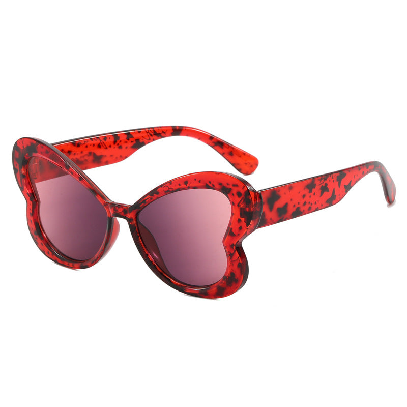 Women's oversized sunglasses in playful butterfly design Bowlift