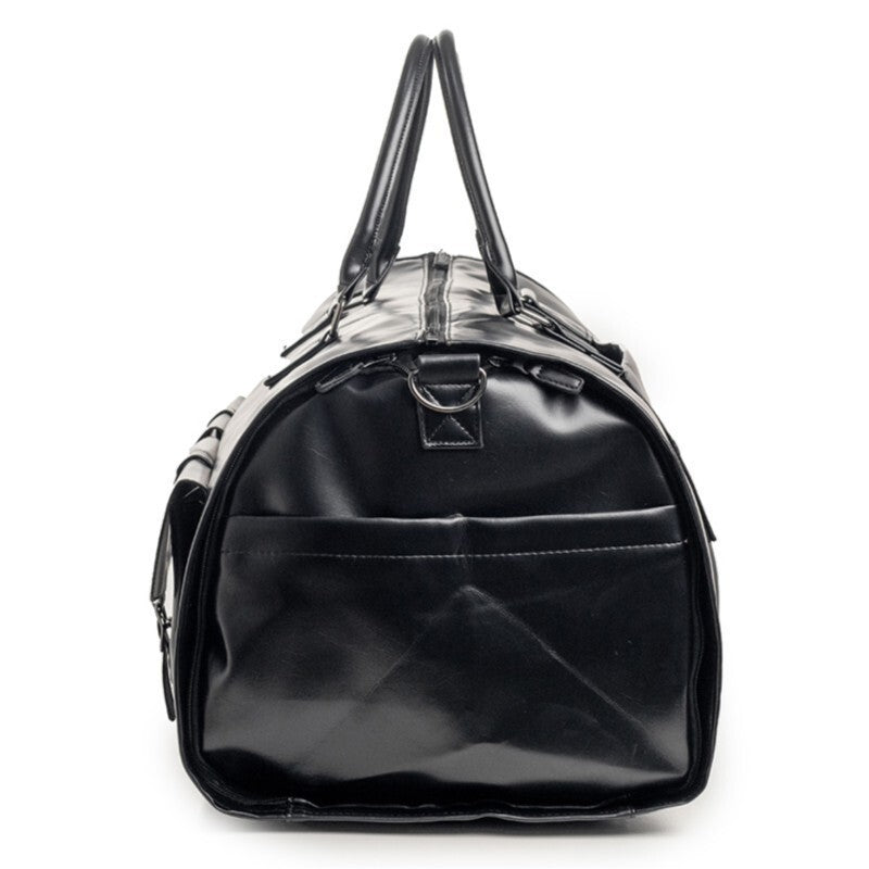 Sporty travel bag with multiple compartments Bowlift