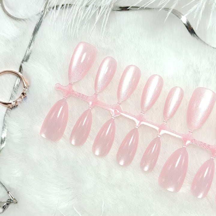 High-quality artificial nails with elegant surface texture Bowlift