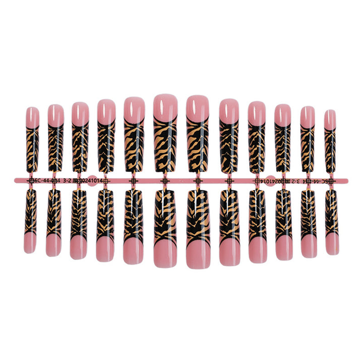 Creative nail art set with stylish animal pattern Bowlift