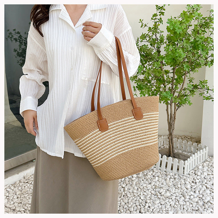 Stylish Beach Bag Bowlift