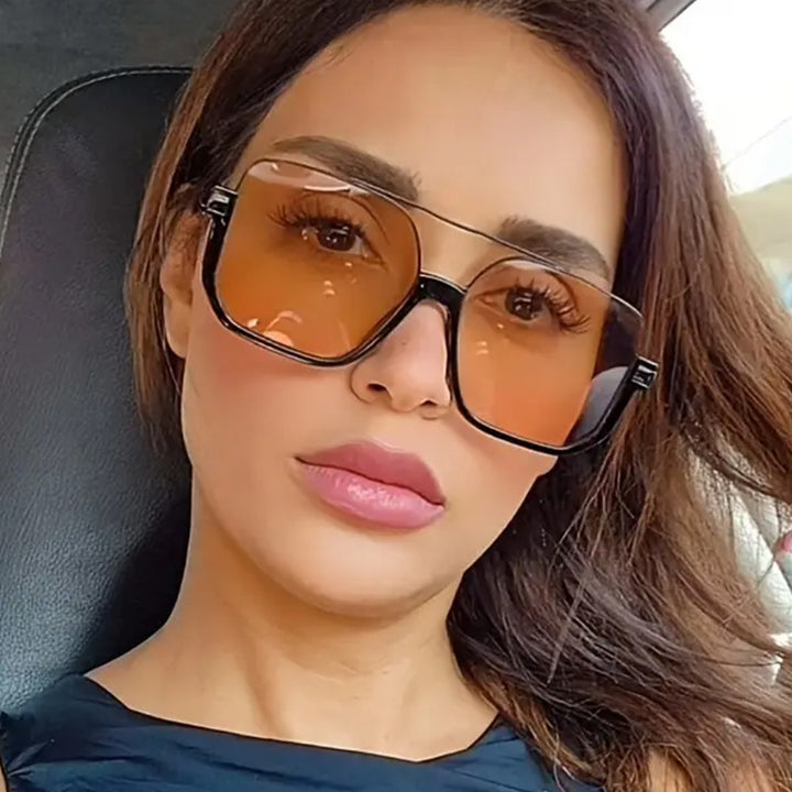Women's trendy square sunglasses with transparent frame Bowlift