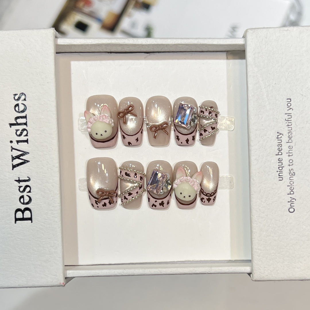 Whimsical Animal-Themed Press-On Nail Set Bowlift