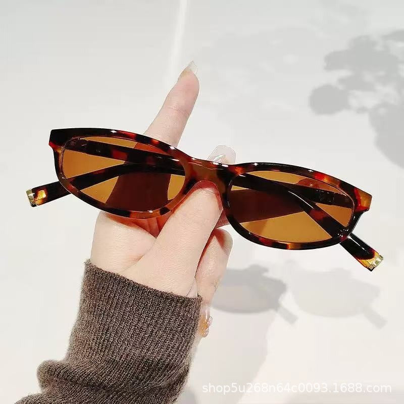 Elegant Cat Eye Reading Glasses
