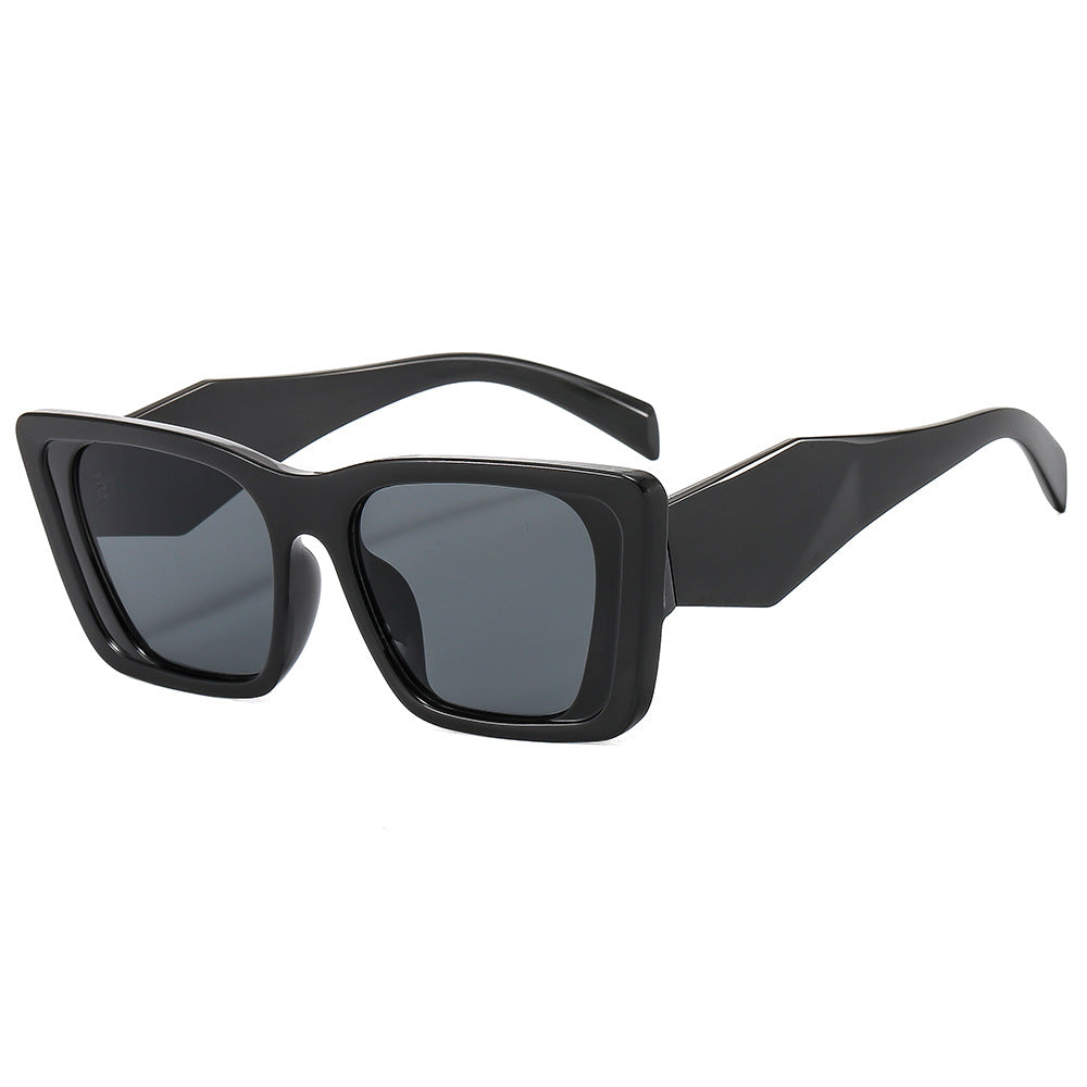 Women's oversized designer sunglasses with futuristic frame Bowlift