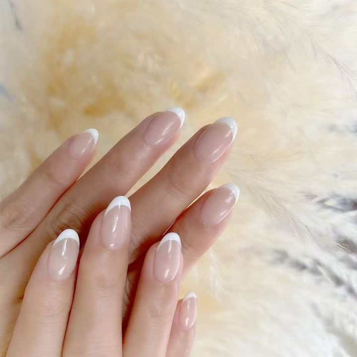 French Tip Press-On Nails Bowlift