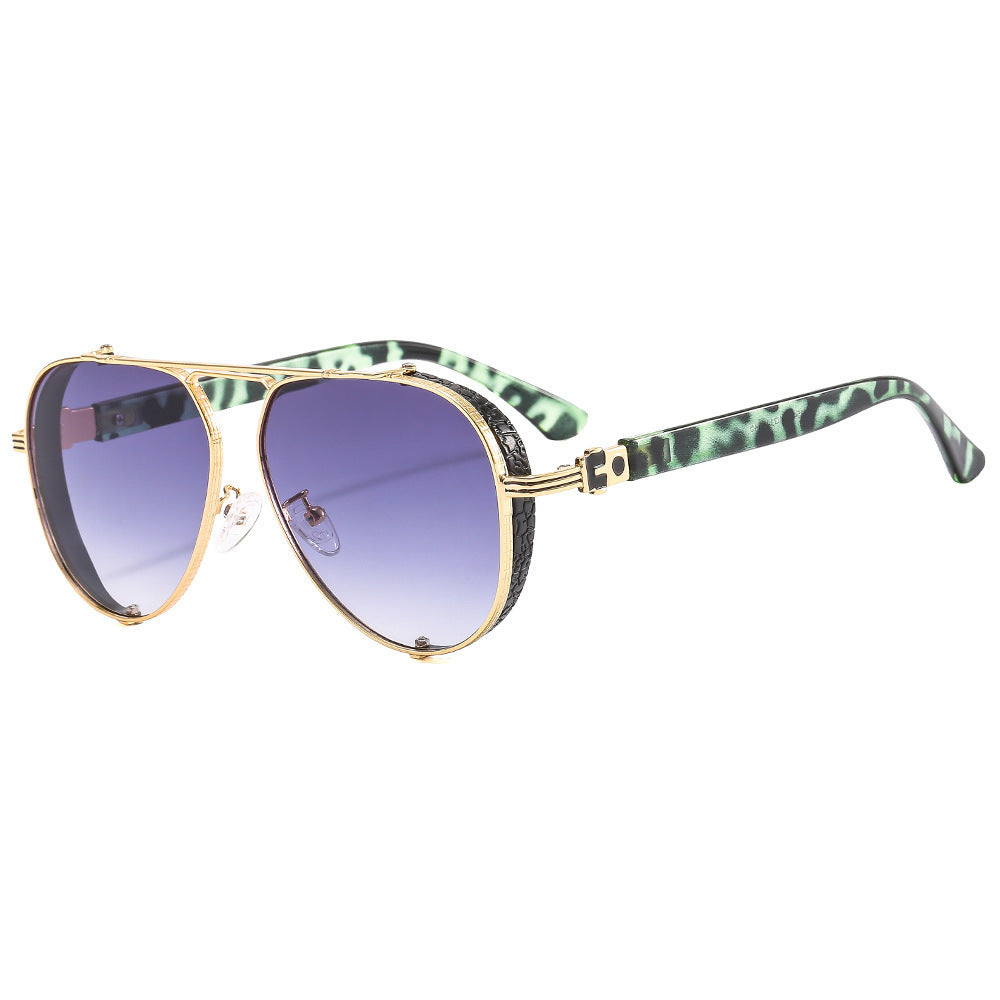 Women Luxurious Retro Sunglasses with Ornate Decorations Bowlift