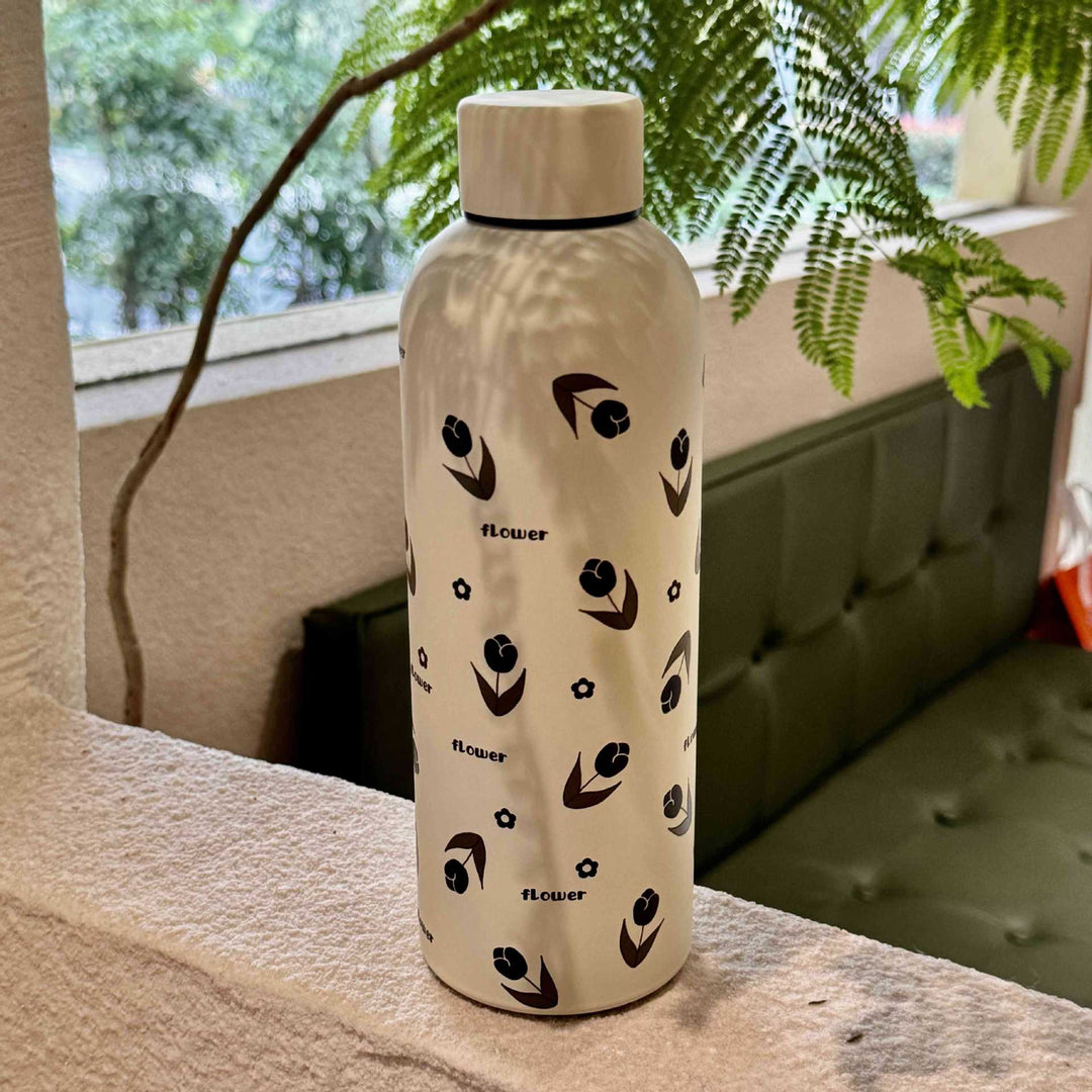 Ladies insulated drinking bottle with elegant floral design Bowlift