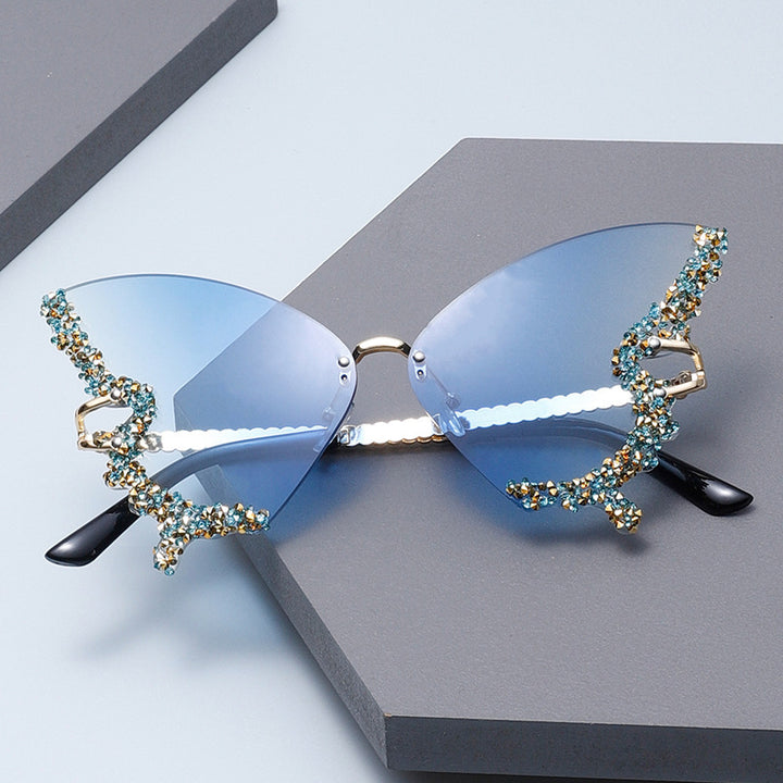 Women's extravagant sunglasses with sparkling butterfly design Bowlift