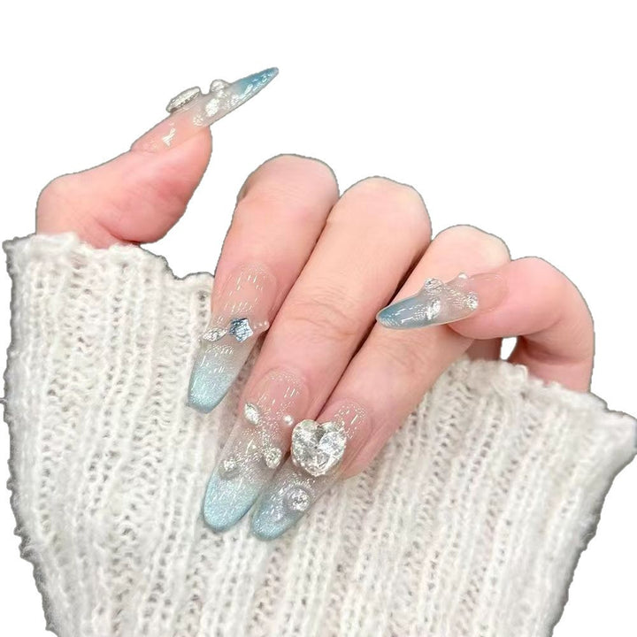 Glamorous Nail Tips Bowlift