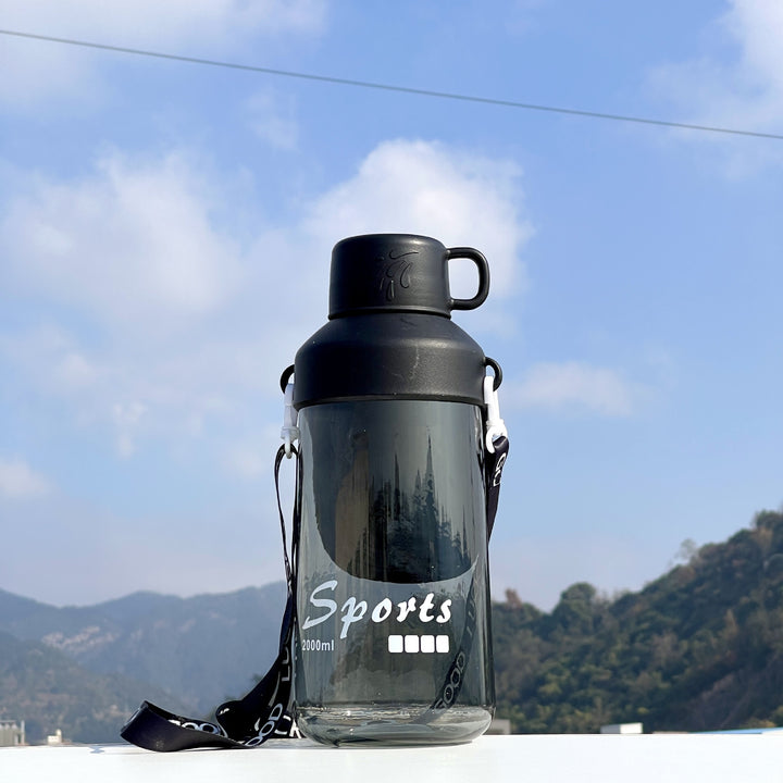 Unisex Large Volume Drinking Bottle with Practical Spout Bowlift