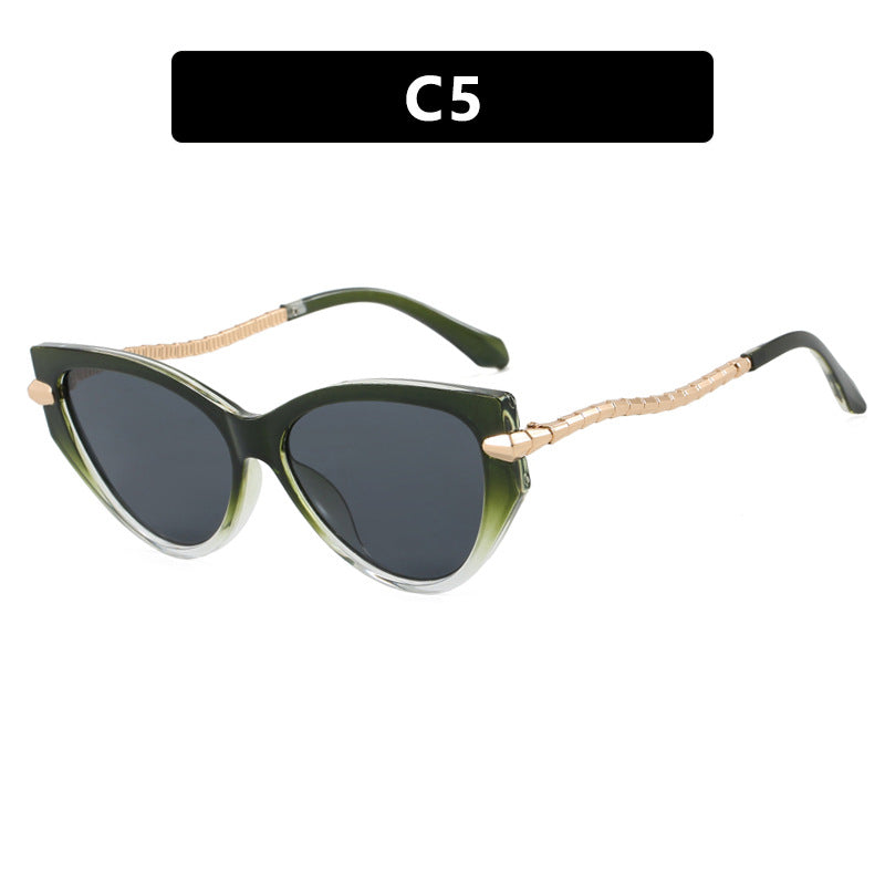 Ladies Cat-Eye Sunglasses with elegant metal frame and fashionable accents Bowlift