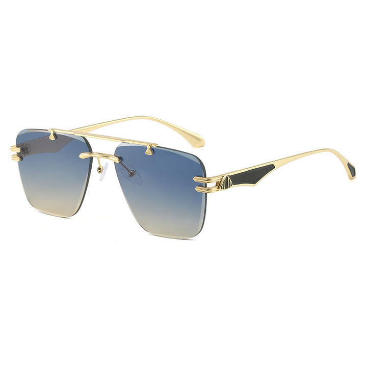 Women’s designer sunglasses in an extravagant frame Bowlift